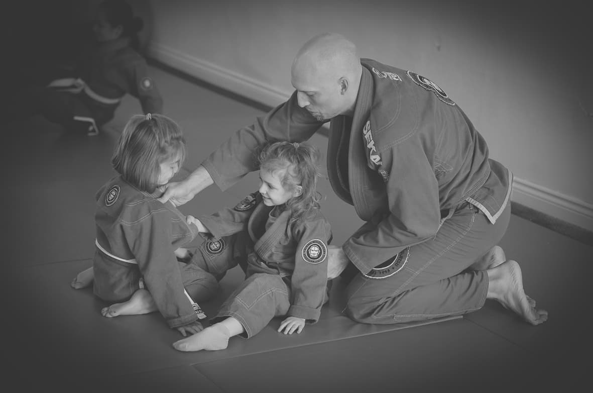 Cours de jiu-jitsu encadré sur les tatamis